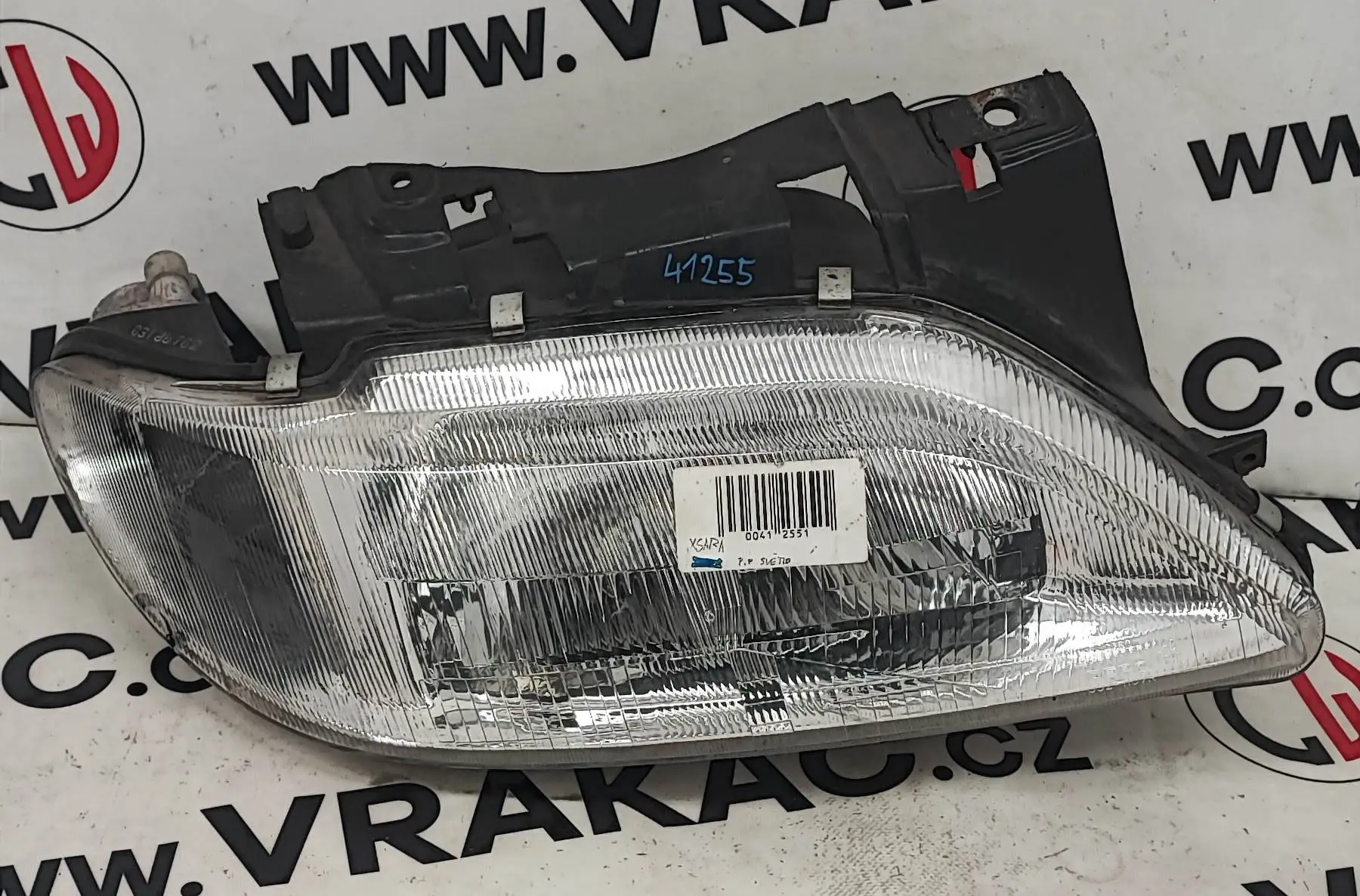 Světlomet pravý přední – Citroen Xsara 1997-2000