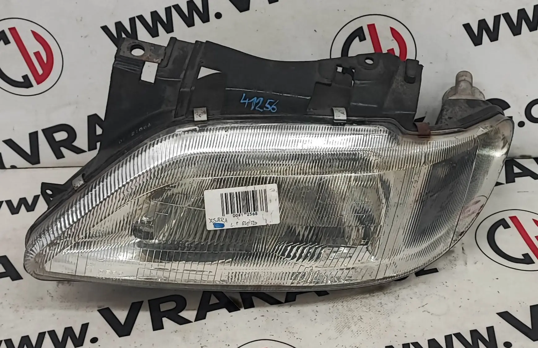 Světlomet levý přední – Citroen Xsara 1997-2000
