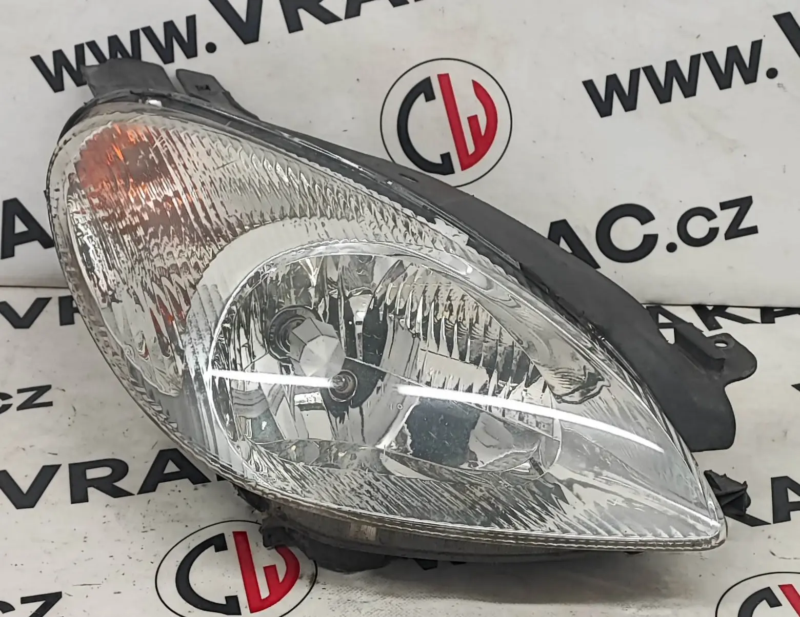 Světlomet pravý přední – Citroen Xsara Picasso 1999-2010
