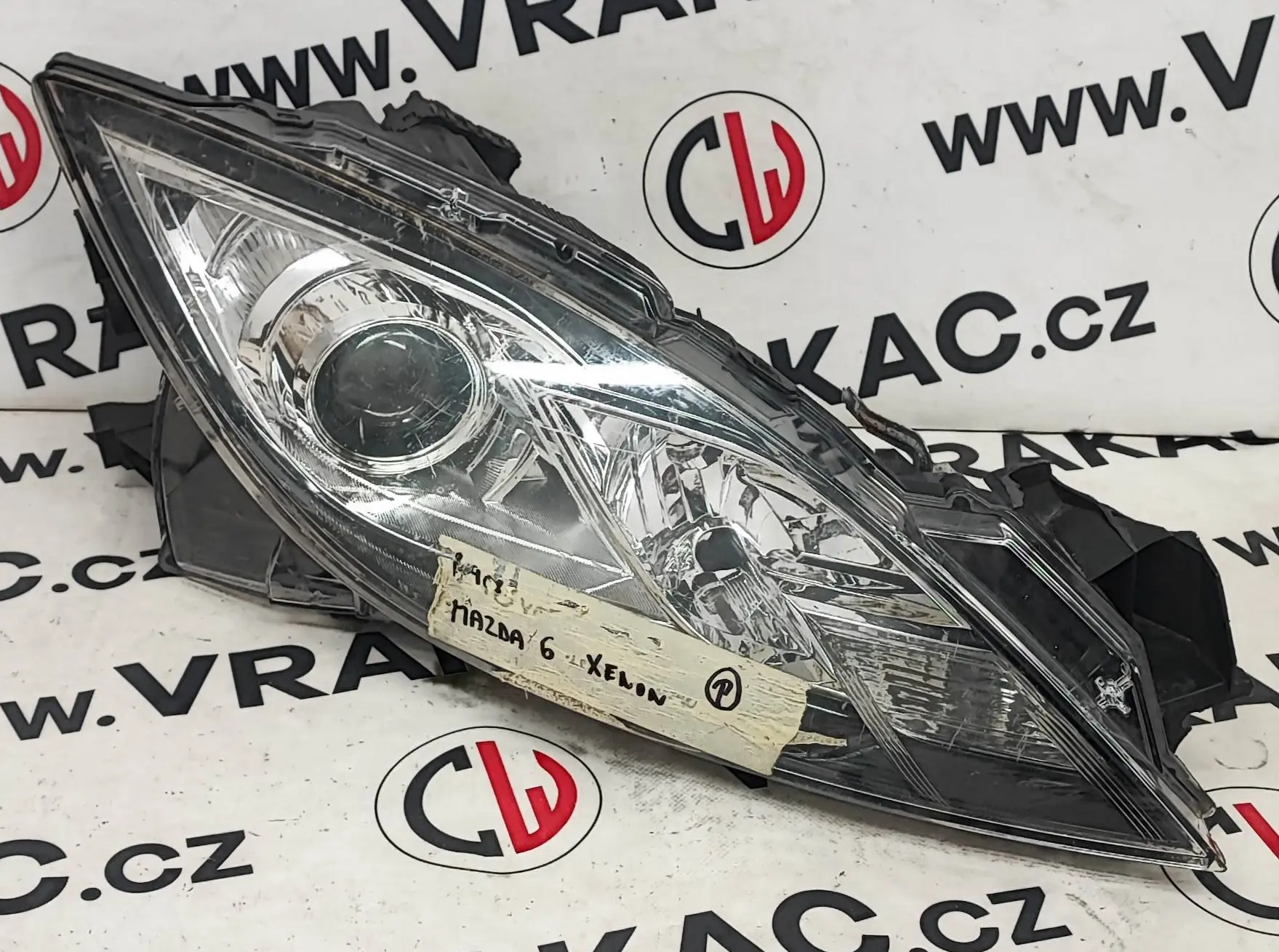 Světlomet pravý přední – Mazda 6 2007-2012