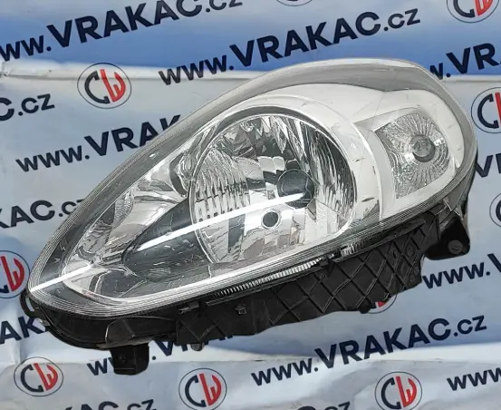 Světlomet levý přední (51855644) – Fiat Punto EVO 2008-2012