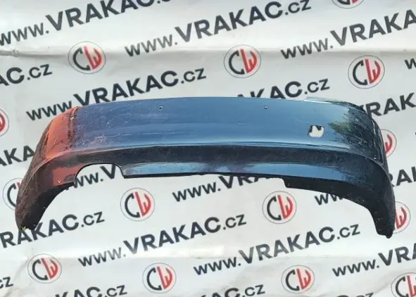 Nárazník zadní (51127166793) – BMW 1 E82 E88 2006-2013