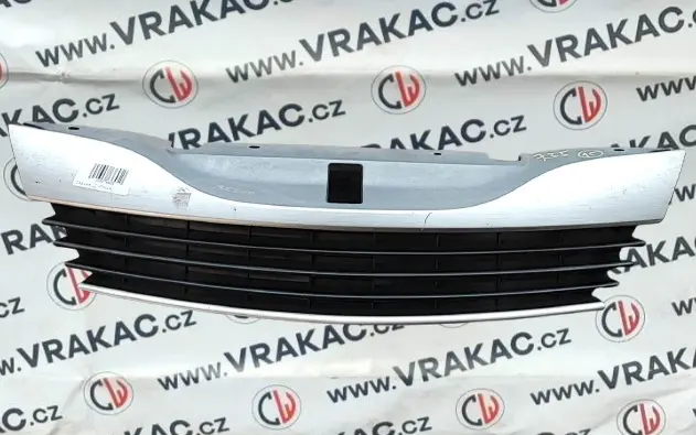 Přední maska mřížka (8200012581) – Renault Laguna II 2001-2007