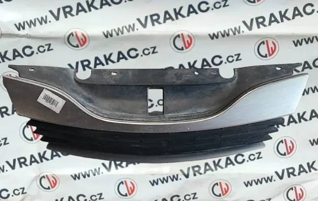 Přední maska mřížka (8200012581) – Renault Laguna II 2001-2007
