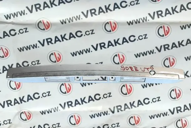 Panel víka zav. prostoru (92500-3E1) – Kia Sorento 2002-2009