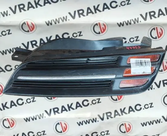 Přední mřížka levá (62330AX600) – Nissan Micra 2003-2010