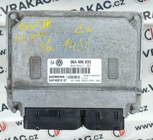 Řídící jednotka motoru (06A906033) – Volkswagen Golf IV 1998-2005