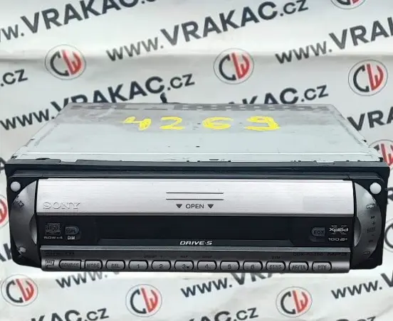 Autorádio Sony CDX-R3350 – Opel Vivaro 2006 - 2014