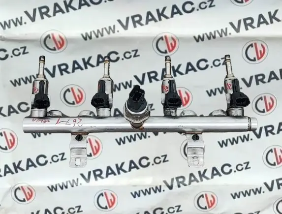 Vstřikovací lišta se vstřiky (V7568051) – Peugeot 207 2006-2010