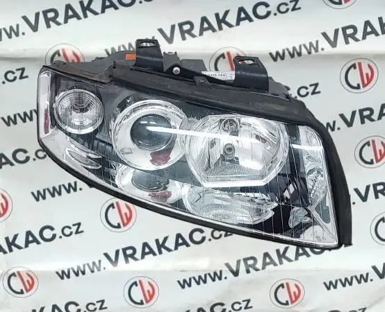 Světlomet pravý přední xenon – Audi A4 2000-2004