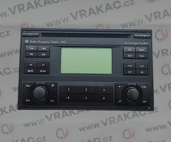 Autorádio (1J0035191C) – Volkswagen Passat B5.5 2000-2005