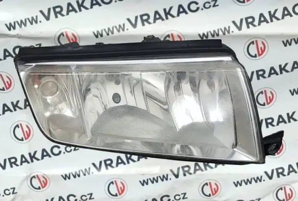 Světlomet pravý přední – Škoda Fabia I 1999-2008