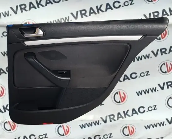 Výplň pravých zadních dveří (1K9867212DC) – Volkswagen Golf VI 2008-2014
