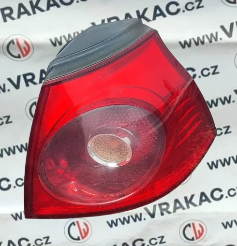 Světlomet zadní pravý – Volkswagen Golf V 2003-2010