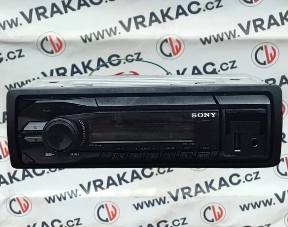 Autorádio (Sony DSX-A30) – Volkswagen Passat B5 1996-2000