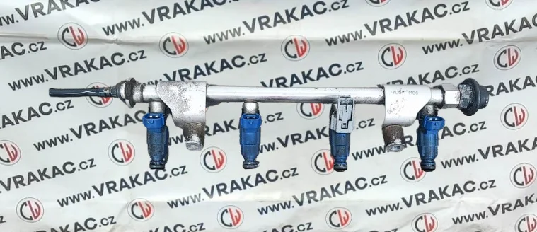 Vstřikovací lišta se vstřiky (HMC35301-23700) – Kia Cee´d I 2006-2012