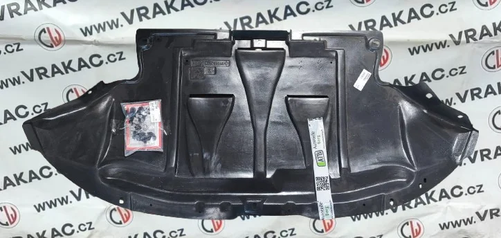 Spodní kryt motoru (1324346Q) – Volkswagen Passat B5.5 2000-2005