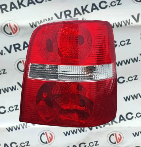 Zadní světlo pravé (1T0945096C) – Volkswagen Touran 1T1 2003-2006